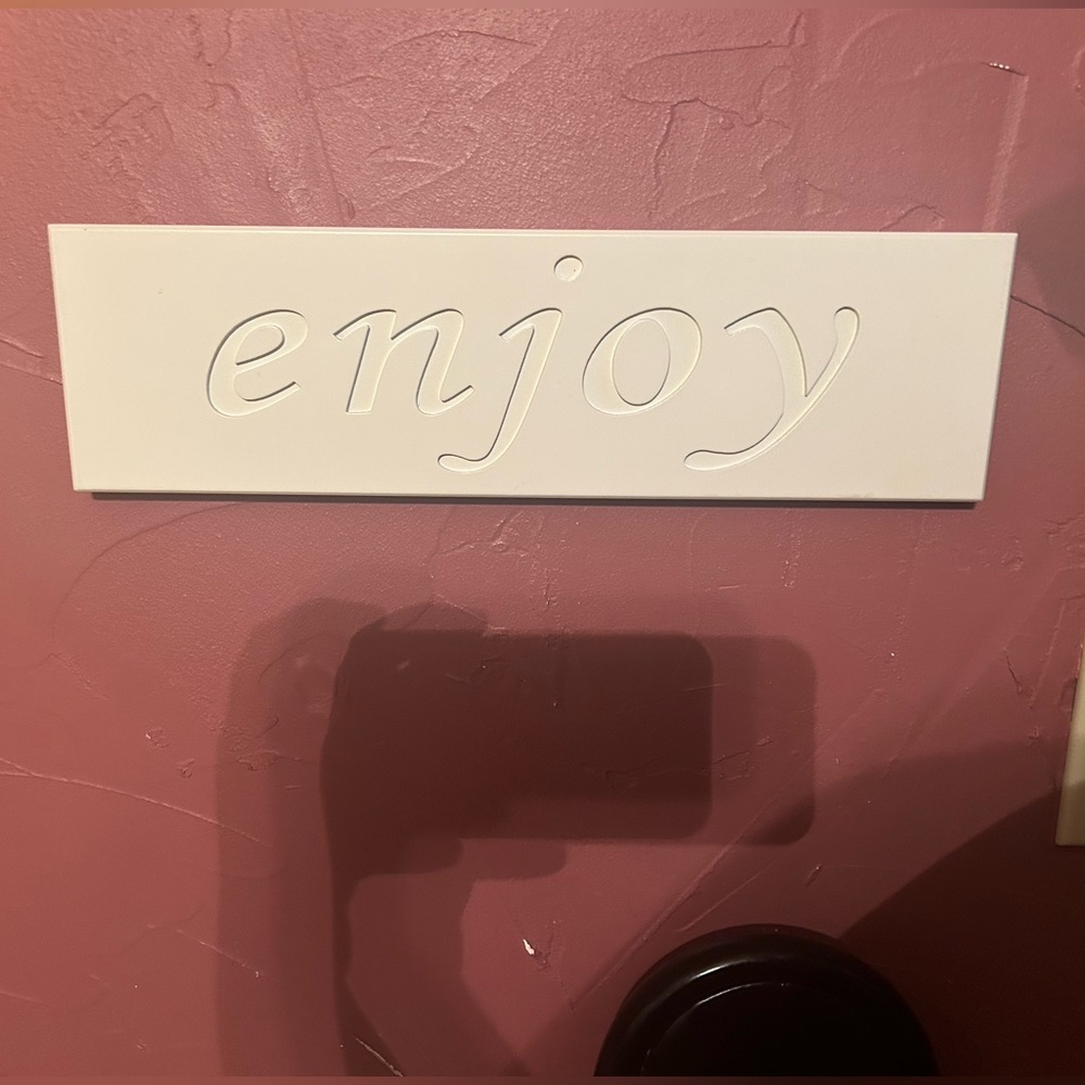 Enjoy wall plaque